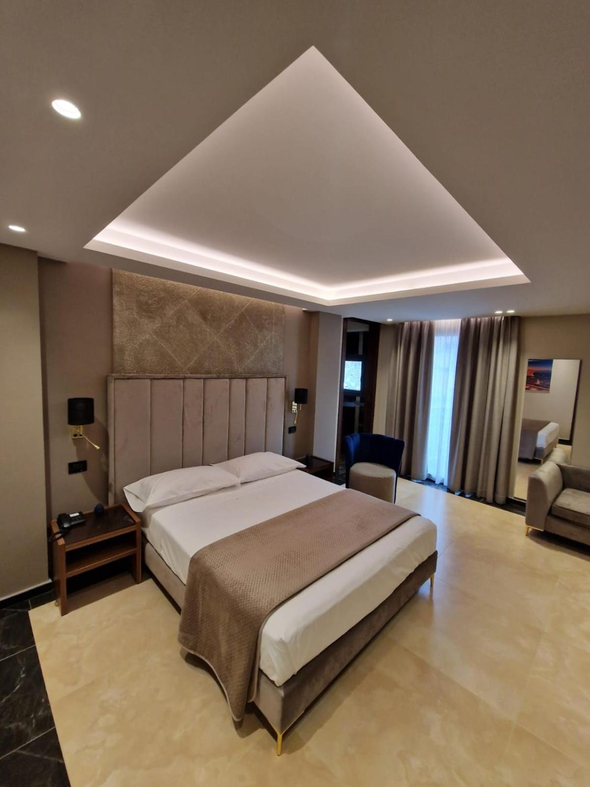 Canicattì Beatus Suites And Rooms B&B المظهر الخارجي الصورة