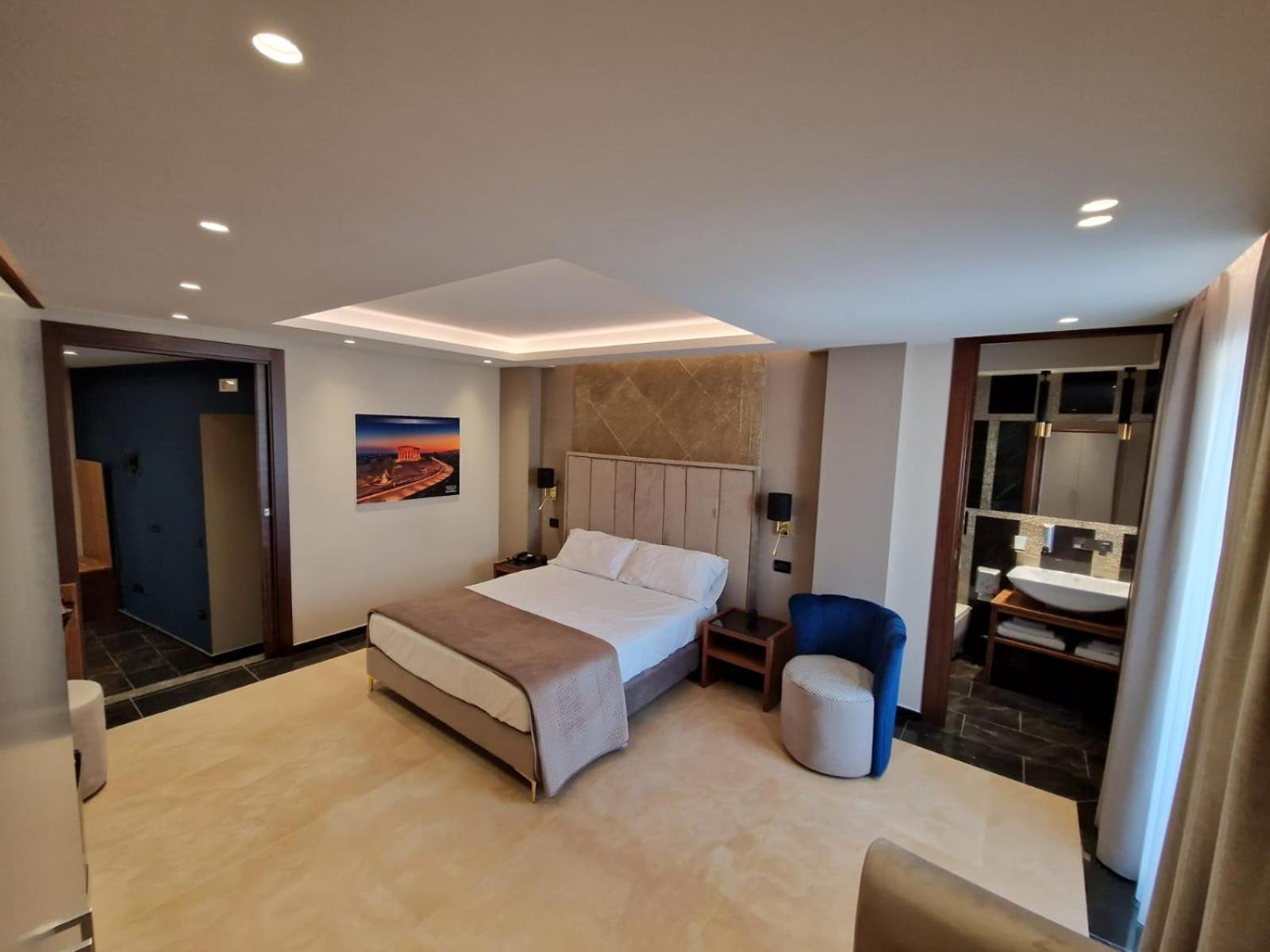 Canicattì Beatus Suites And Rooms B&B المظهر الخارجي الصورة