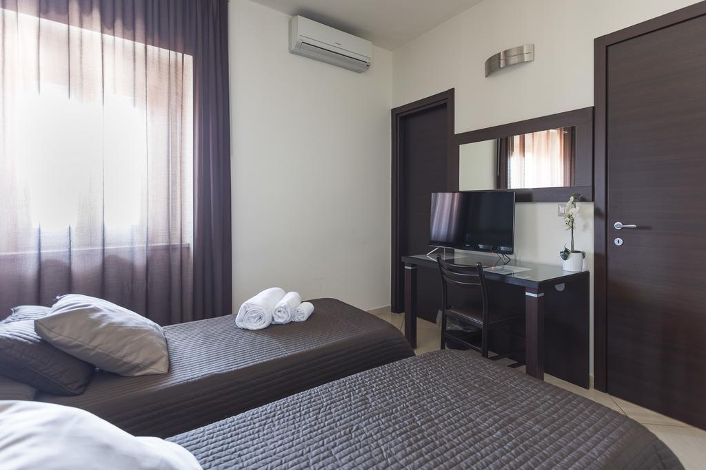 Canicattì Beatus Suites And Rooms B&B المظهر الخارجي الصورة