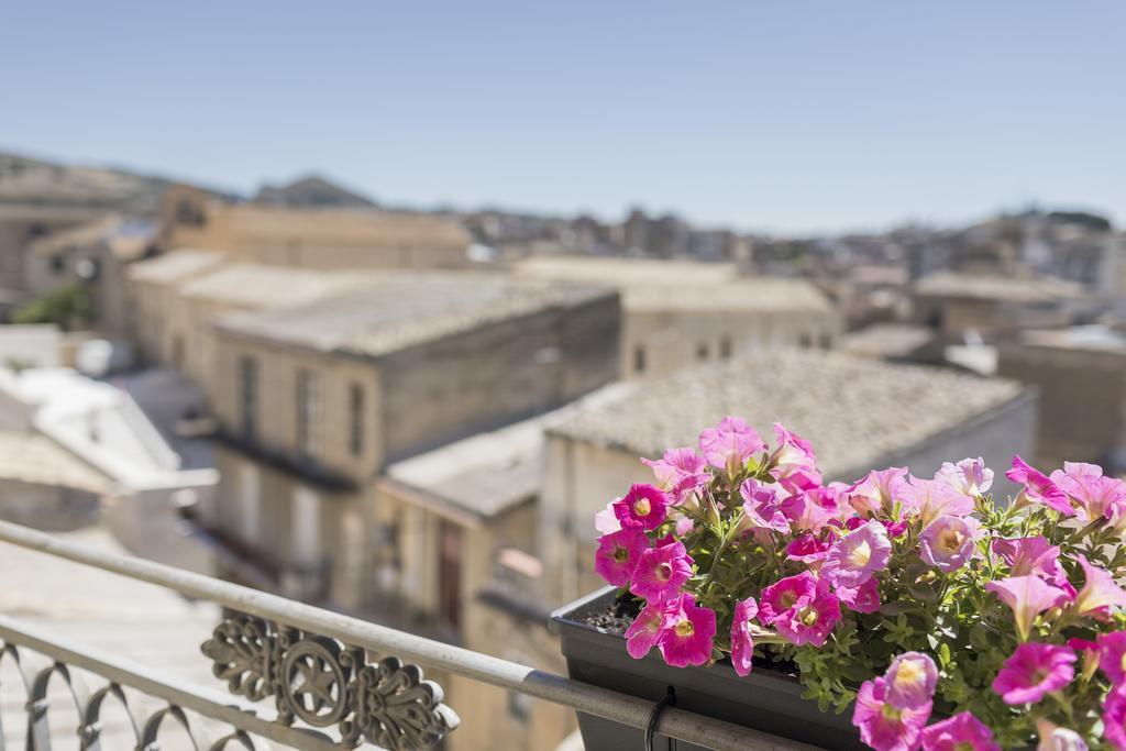 Canicattì Beatus Suites And Rooms B&B المظهر الخارجي الصورة