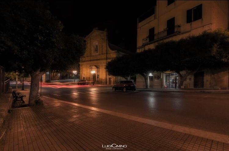 Canicattì Beatus Suites And Rooms B&B المظهر الخارجي الصورة